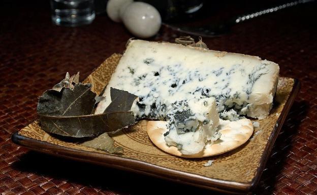 Queso roquefort propiedades calorias